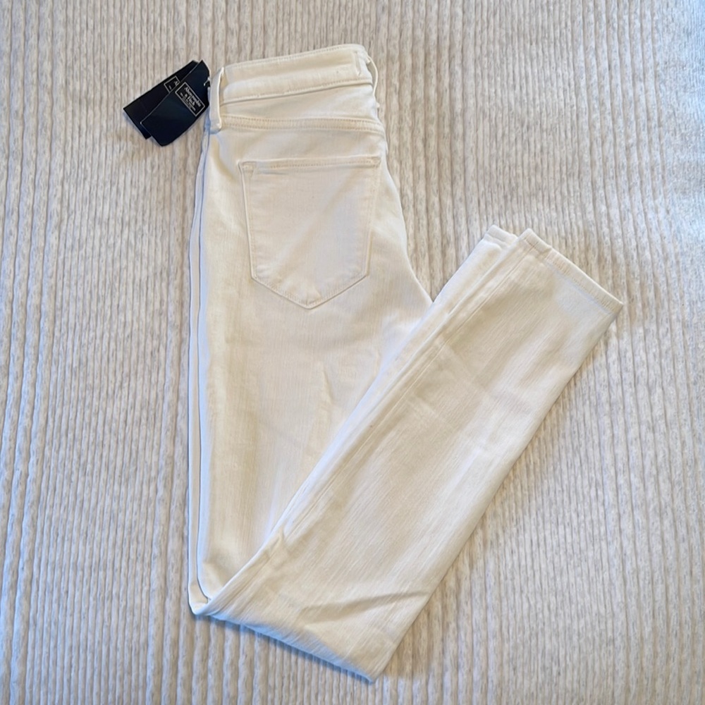 Abercrombie & Fitch white jeans